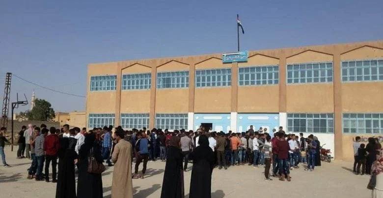 "تربية النظام" تفصل معلمين بال...