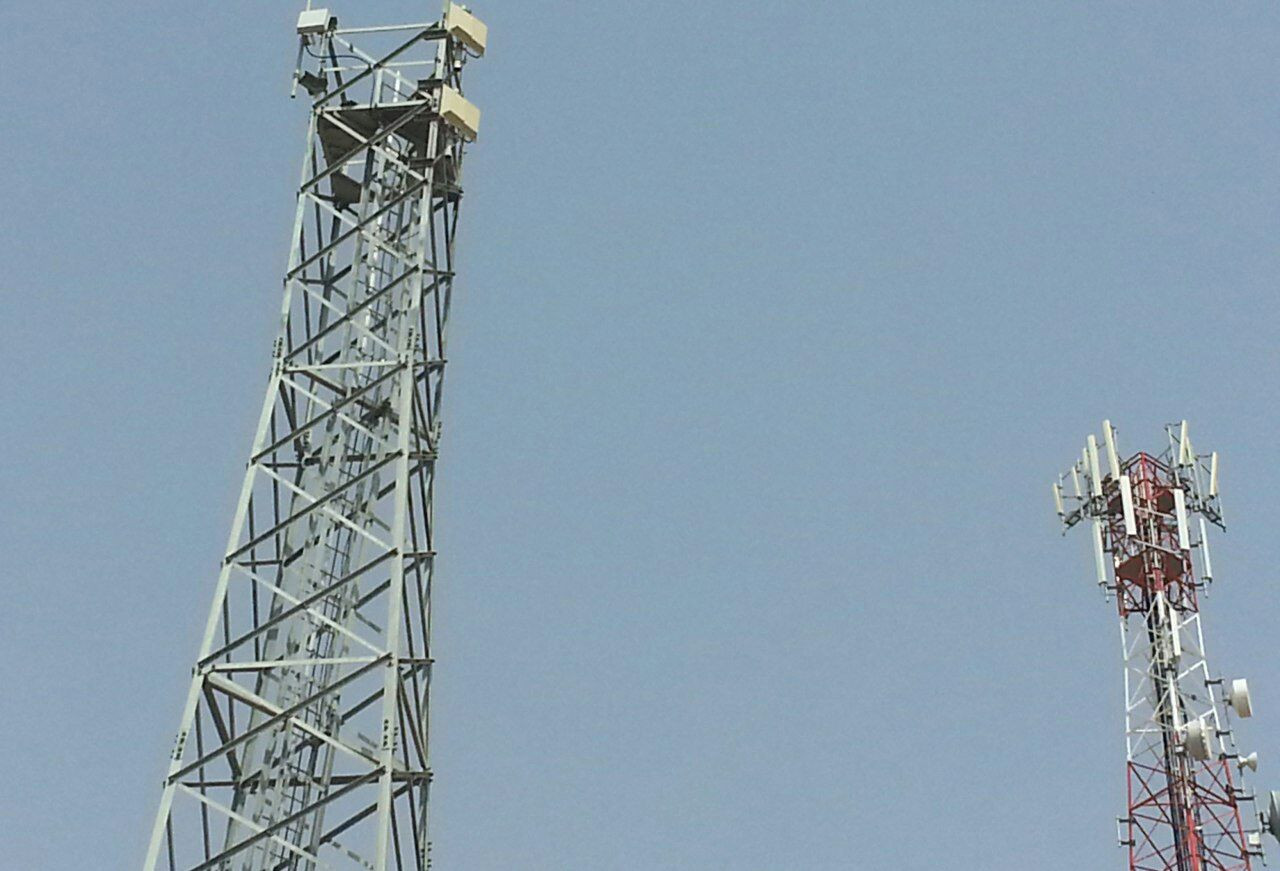 صحف محلية: زيادة متوقعة على أس...