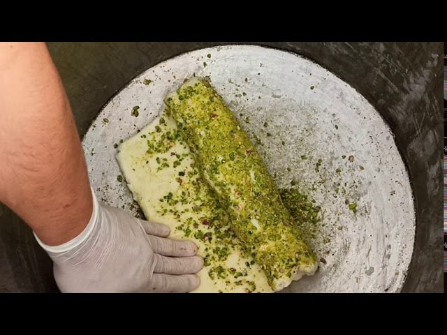 "مادة رفاهية".. كيلو البوظة لـ...