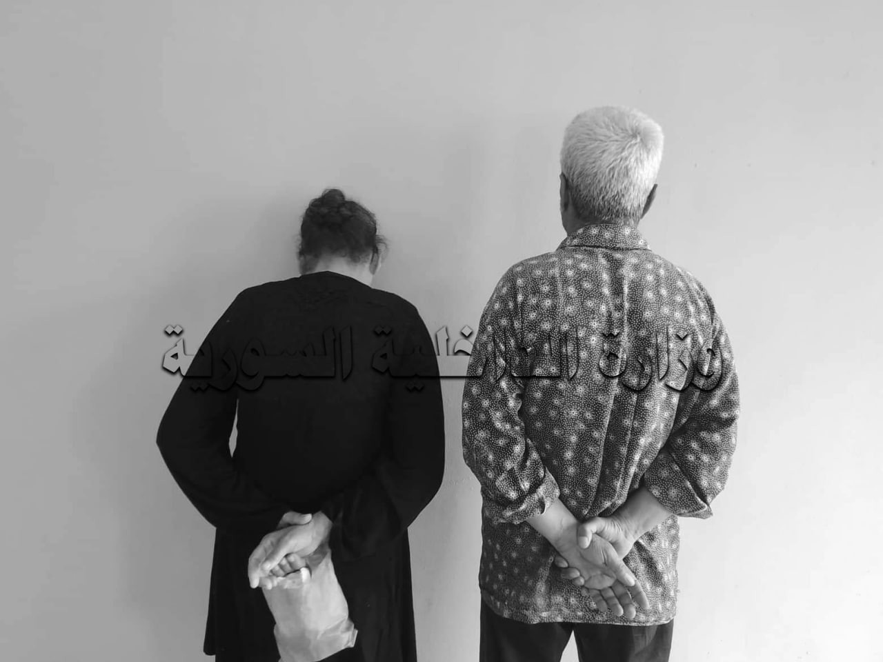 القبض على زوجين حبسا ابنتيهما...