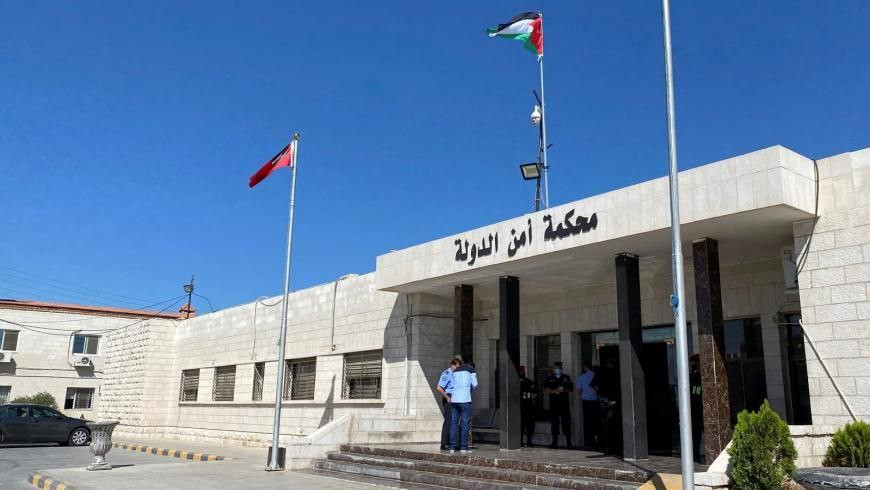 بتهمة تهريب المخدرات.. الحكم ع...