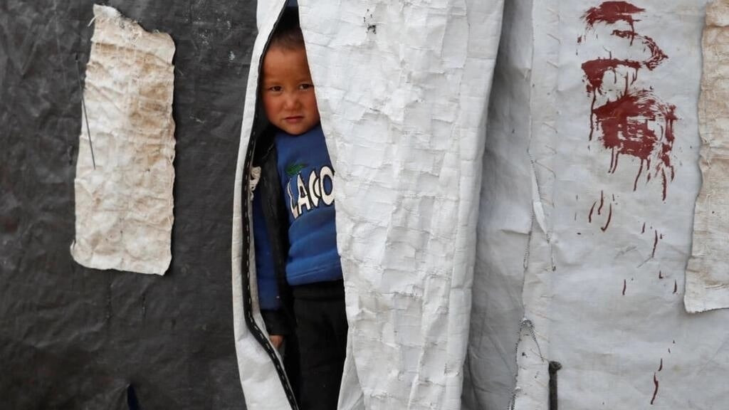 فرنسا تستعيد 35 طفلا و16 أما م...