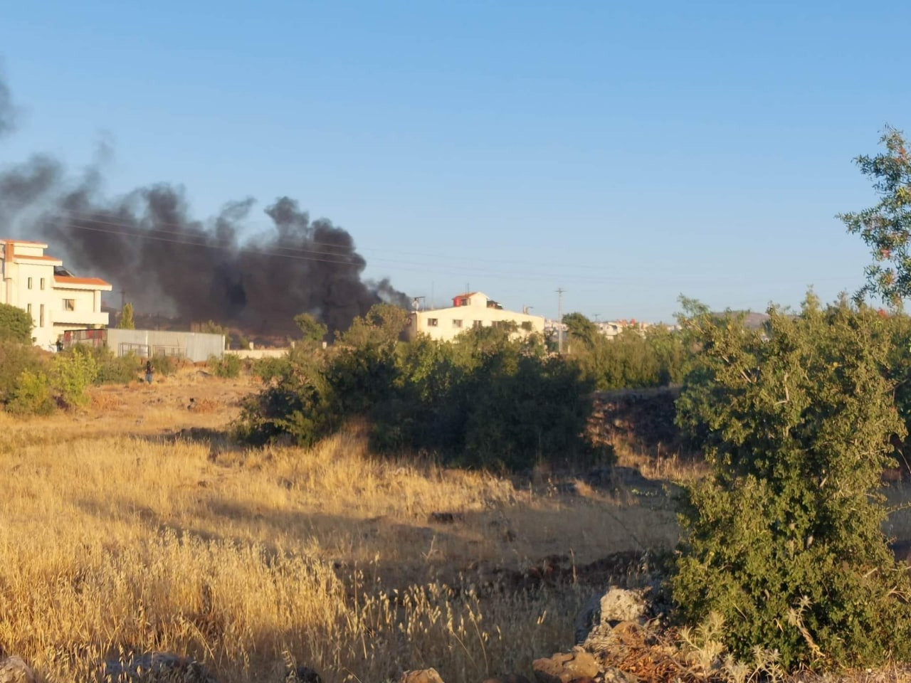 الاشتباكات مستمرة.. شهداء مدني...