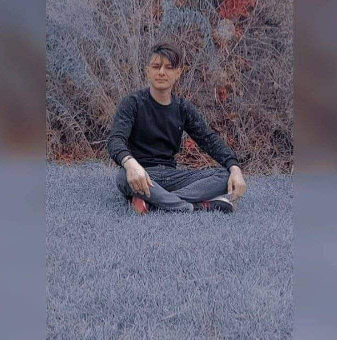 في طريقه لأوروبا.. وفاة شاب سو...