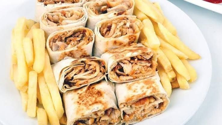 أسعار الشاورما ترتفع 50 % خلال...