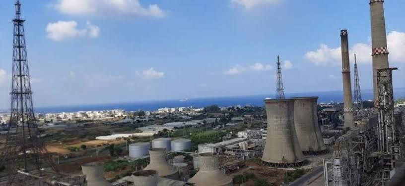 تسريب الفيول يتسبب بروائح كريه...