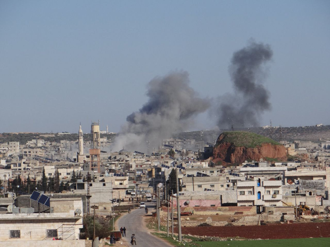 حلب.. شهيد بقصف مدفعي للنظام ع...