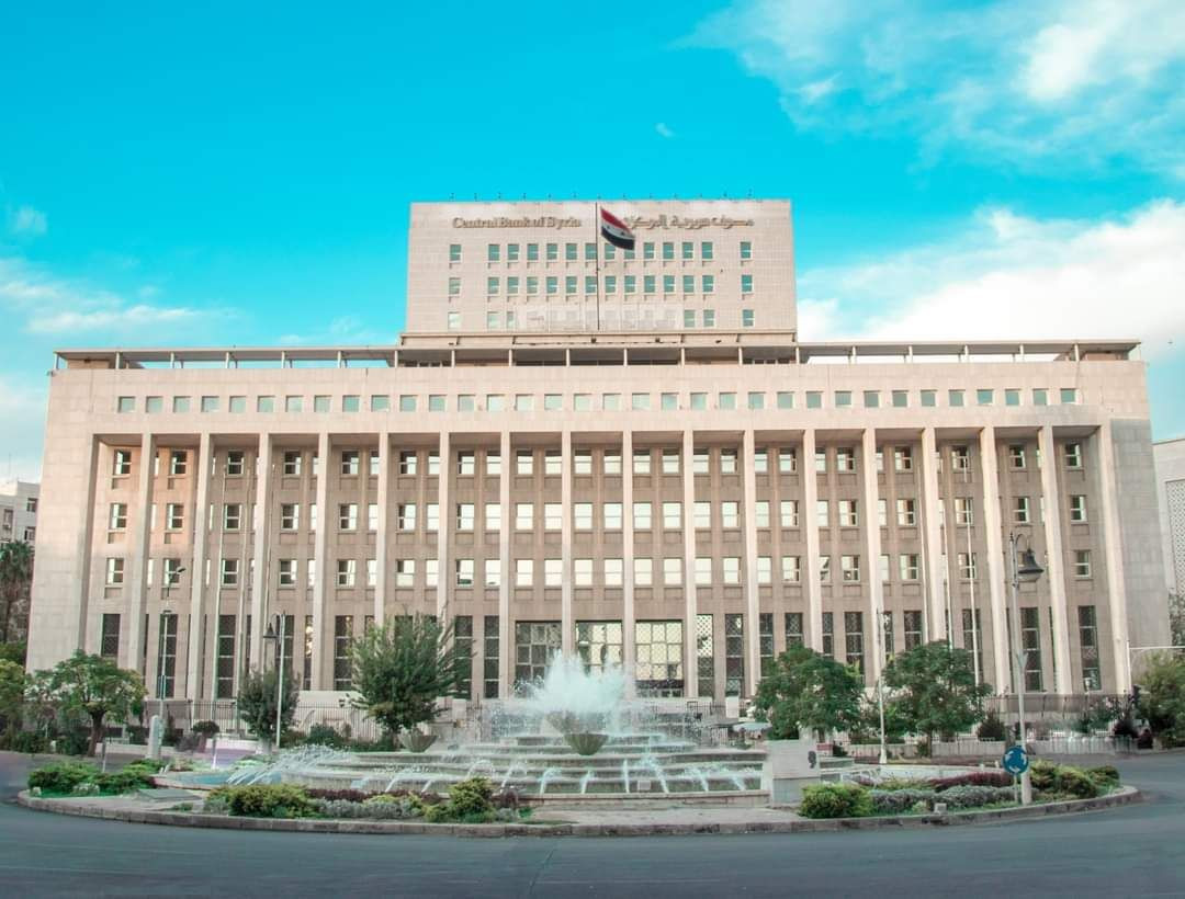 ما جدوى قرار رفع سعر صرف الدوﻻ...