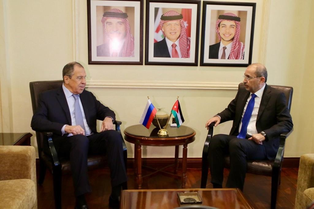 "الوجود الروسي في الجنوب عامل...