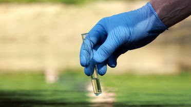 "انتقل من سوريا".. إسرائيل ترص...