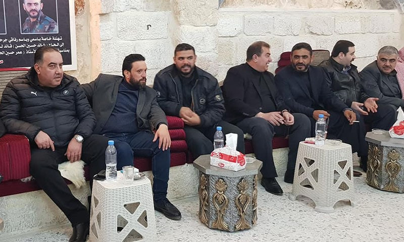 حلب.. قيادي موال لإيران يفتتح...