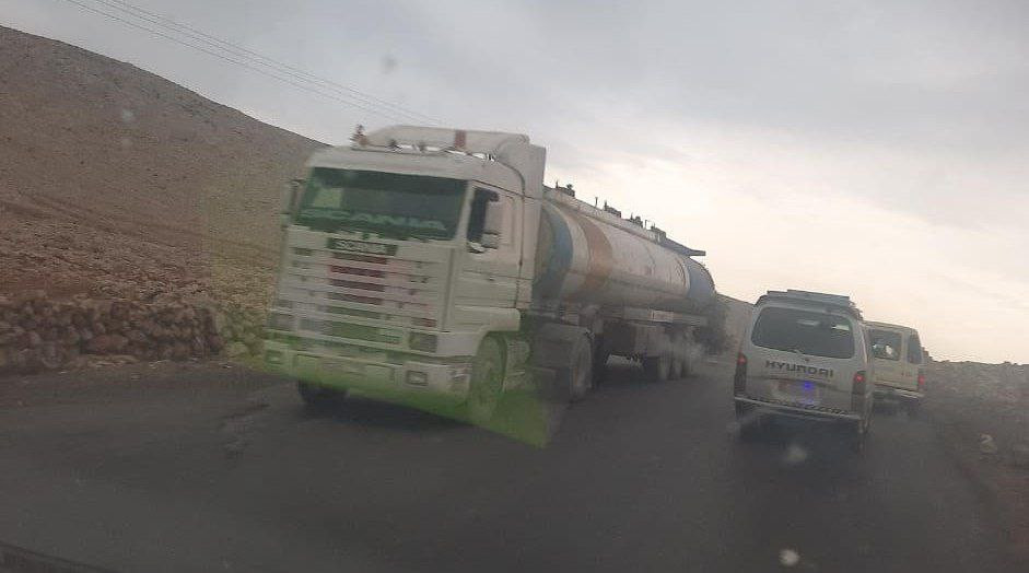 "يأمرون بالبر وينسون أنفسهم".....