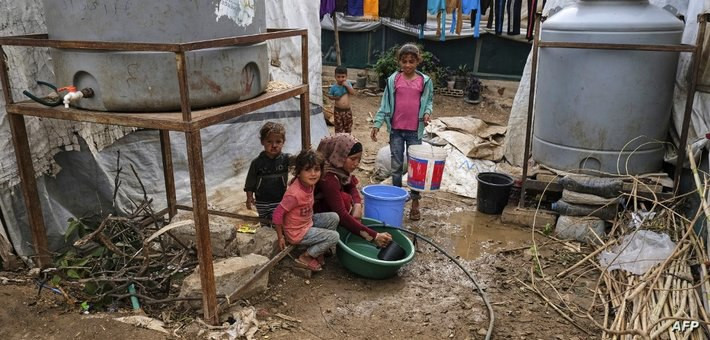 رسائل نصية من مفوضية اللاجئين...