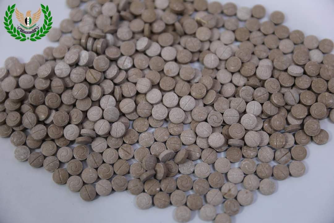 بالصور.. جيش "مغاوير الثورة" ي...