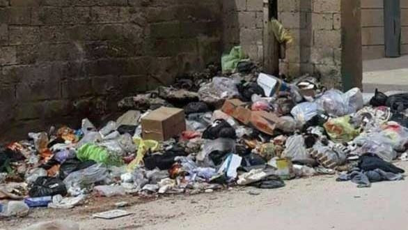 النفايات تغزو طفس في درعا.. بل...