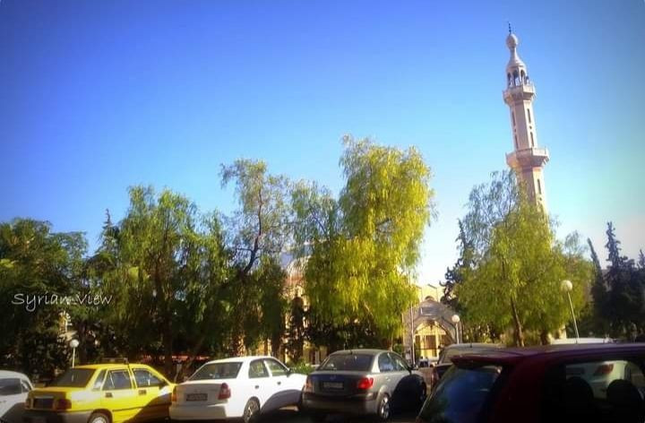 أب ينقذ أطفاله في اللحظة الأخي...