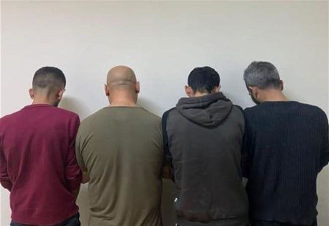 توقيف ثلاثة سوريين بتهمة السرق...
