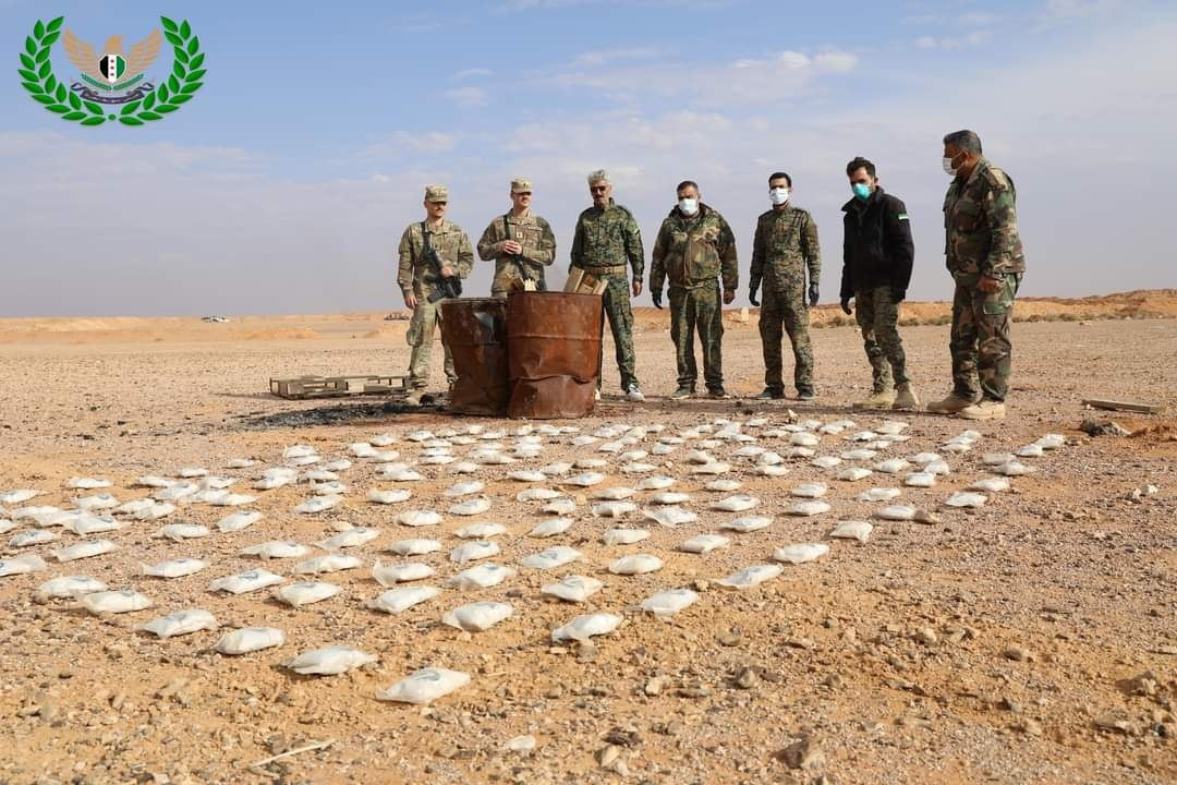 "جيش سوريا الحرة" يضبط شحنة مخ...