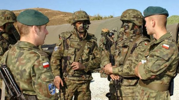 جنود بولنديون يتسببون في موت ف...