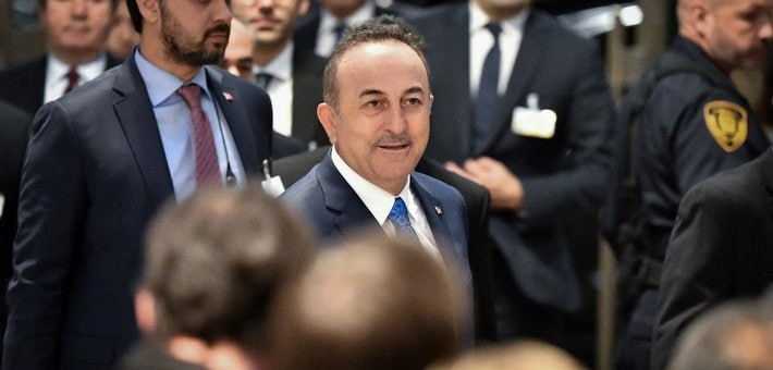 صحيفة موالية تنفي وجود موعد لل...