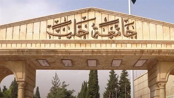 استخبارات النظام تعتقل 10 طلاب...