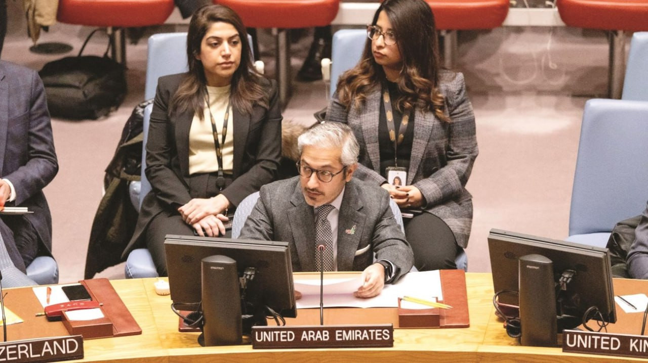  الإمارات تدعو للانتقال من إدا...