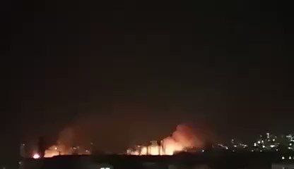 إيران تدخل شحنة أسلحة إلى البو...