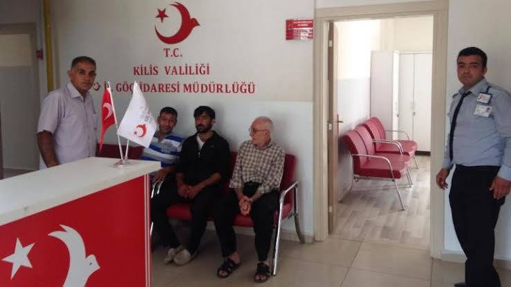 تركيا.. تعليق إذن السفر المفرو...