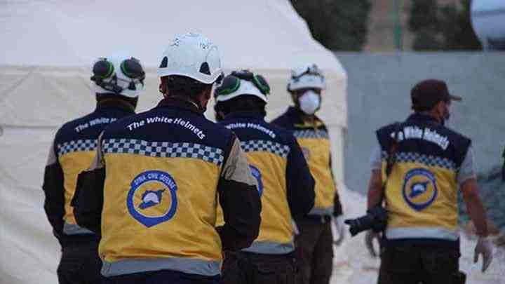 الدفاع المدني يحصي ضحايا الزلز...