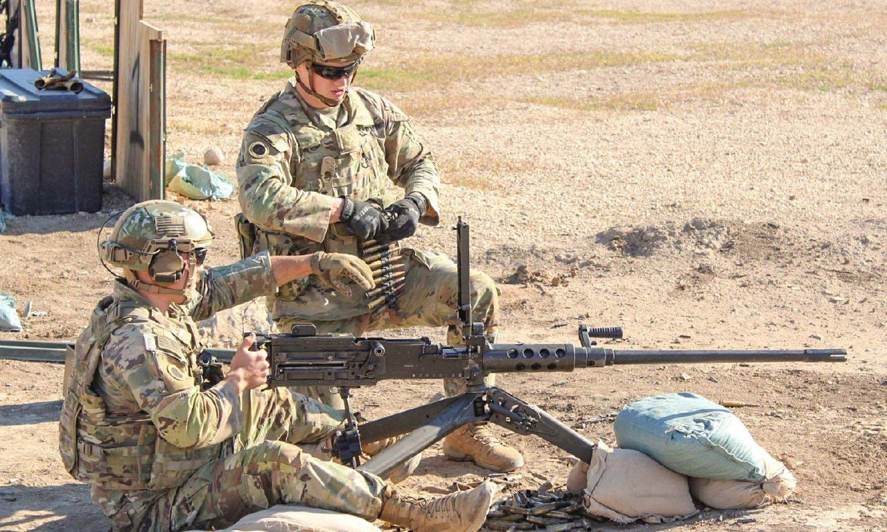 الجيش الأمريكي يسقط مسيرة إيرا...