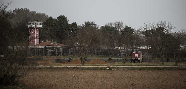 اليونان تعزز حدودها خوفا من مو...