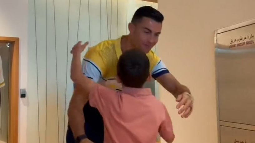 السعودية تحقق أمنية طفل سوري ب...