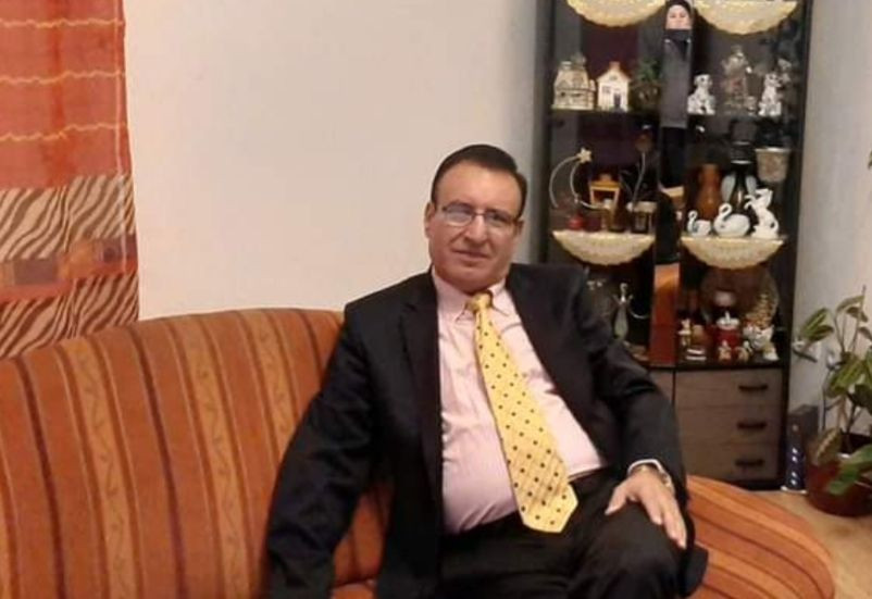 طبيب ينعي ابنته القتيـ.لة في د...