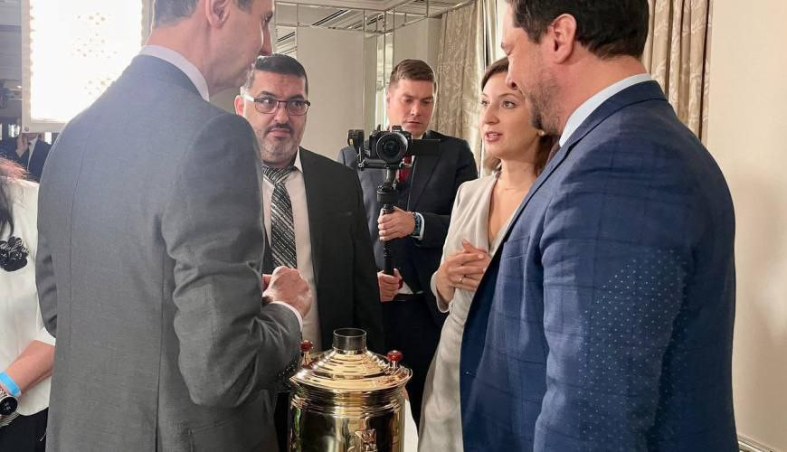 "سماور شاي" ومزيد من اﻹهانة ال...