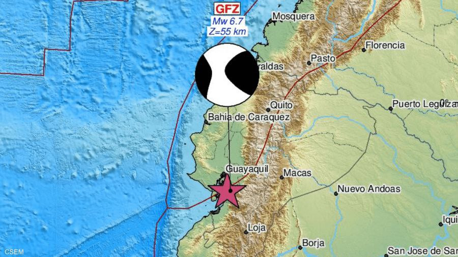 بالفيديو.. زلزال يضـ.رب الإكوا...