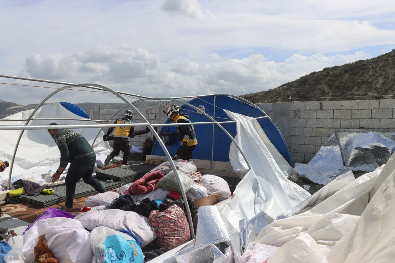 تحذيرات من عاصفة هوائية تضرب ش...