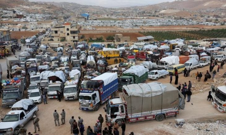 مسؤول لبناني: نحو 30 عائلة تنز...