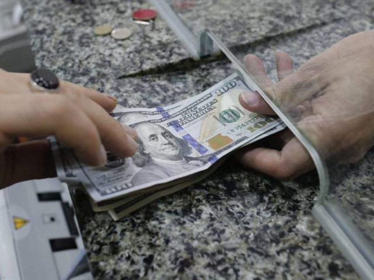 خبير اقتصادي: حوالات السوريين...