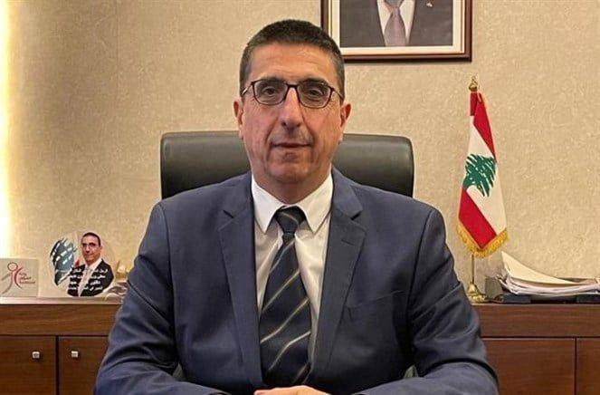 وزير لبناني يحذر من فوضى في مل...