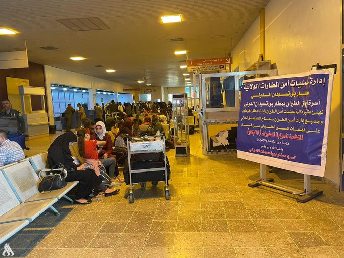 بينهم 16 سوريا.. إجلاء 243 شخص...