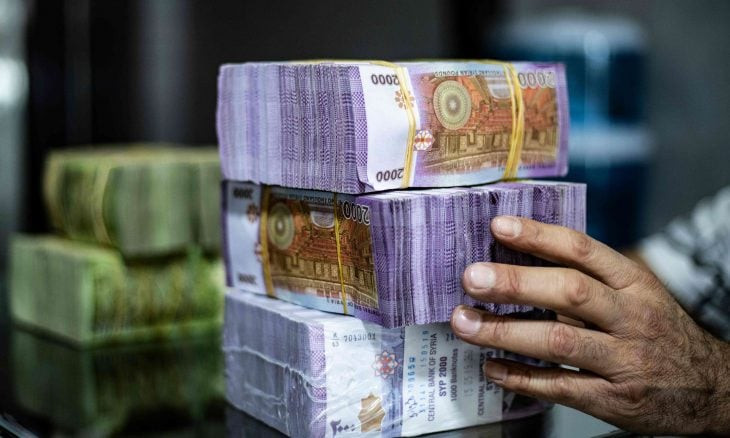 خبير اقتصادي يقترح حلا لتخفيض...