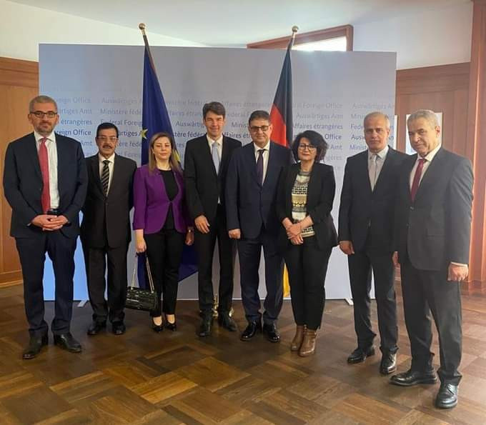 "هيئة التفاوض" تلتقي نائب وزير...