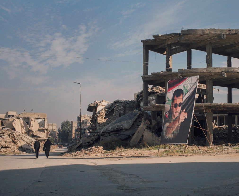 صحيفة موالية تسخر من إضافة "ال...