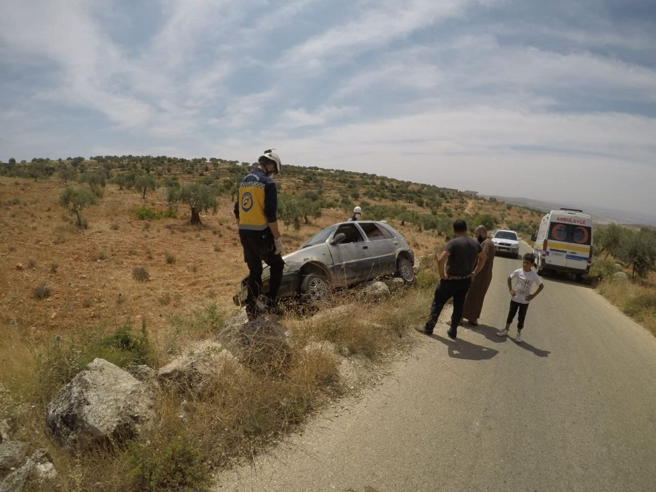 إصابة 15 مدنياً إثر حوادث سير...