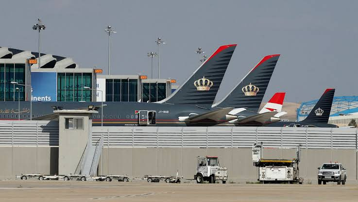 الأردن يسمح للسوريين في الخارج...