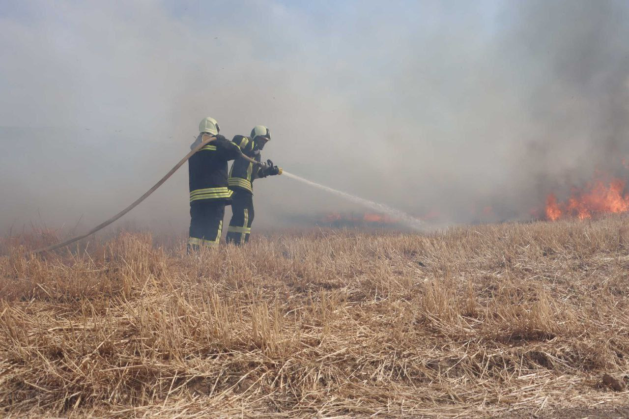 إصابات إثر حوادث سير وحرائق عد...