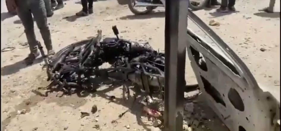 طائرة تــركية تستــهدف دراجة ن...