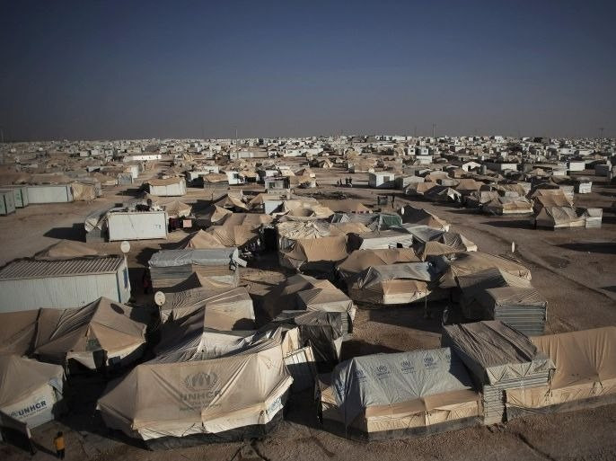 خوف يدخل قلوب اللاجئين السوريي...