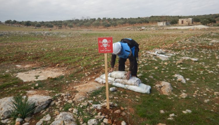 جرحى بانفجار مخلفات حربية شرقي...