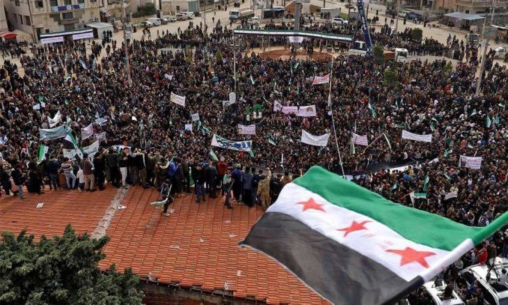 مظاهرات ليلية في درعا تطالب بإ...